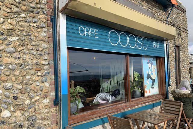 Coast Café, situated in the Chalet Kiosks East And West Beach Parade, is open seven days a week and serves hot food and drinks