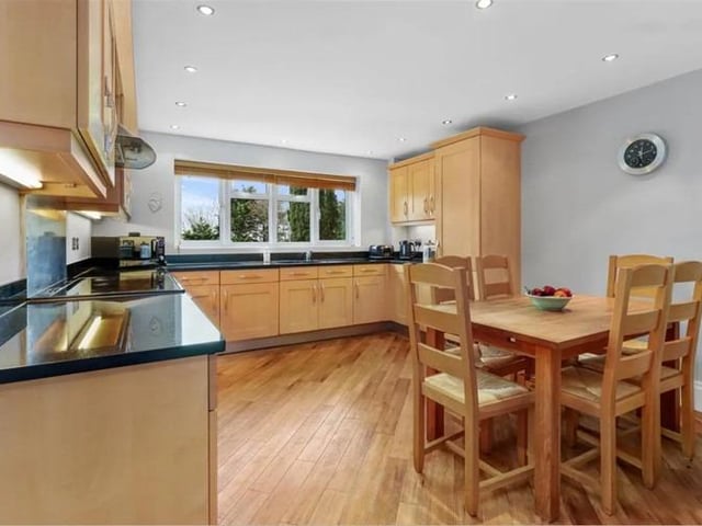 On the ground floor there are four reception rooms including a dual aspect living room with doors leading to the rear garden, dining room with feature bay window. There is a snug with French doors to the rear, a refitted kitchen and breakfast room with adjoining utility room and further study.