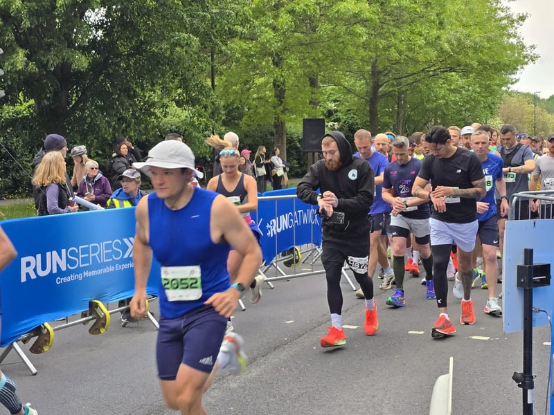 Run Gatwick 2026 half marathon and 5k