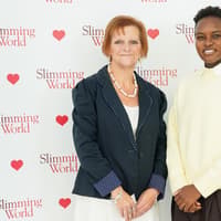 Uckfield woman who lost more than 13 stone gets praise from boxing champion after reaching Slimming World semi-finals