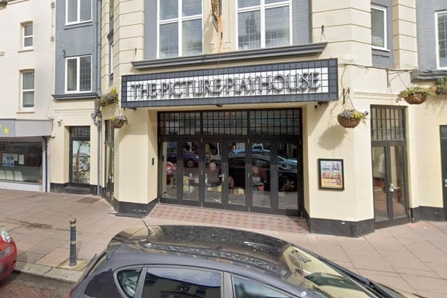 The Picture Playhouse pub in Bexhill-on-Sea has a Google rating of 4.3 stars based on 2,573 reviews