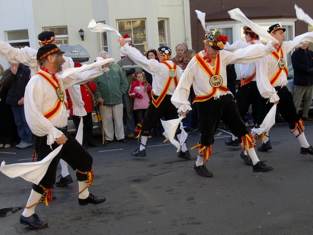 Sompting Village Morris dancing and performing a traditional Mummers Play at the Richard Cobden in Worthing on New Year's Day 2007