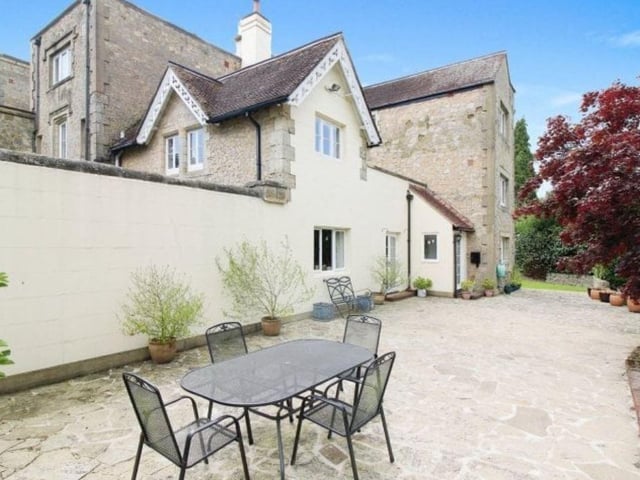 There is plenty of room for dining al fresco