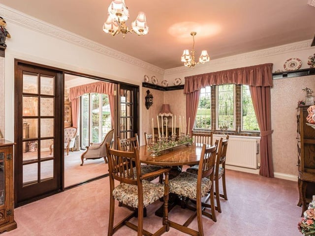 Three reception rooms - study/snug, dining room and living room