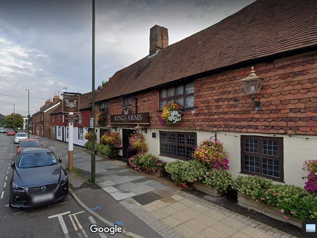 64 Bishopric, Horsham RH12 1QN. 4.6 stars on Google Reviews. One reviewer said, "The king's arms is a classic pub run by two of the most amazing people. The beer is excellent the food even better". Another review said, "great pub, lovely atmosphere, amazing beers, welcoming staff! Lovely beer garden in the summer."