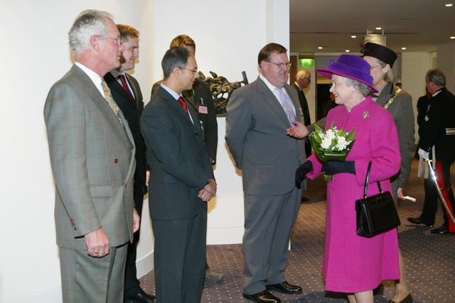 JPCT 24 October 2003 Queen visits Horsham. The Capitol C3440893a -photo by Derek Martin