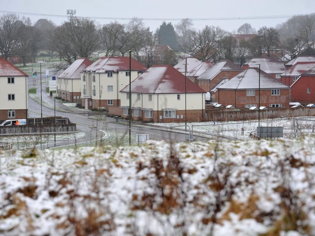 Snowfall in and around Billingshurst, West Sussex. Pic S Robards SR2303081