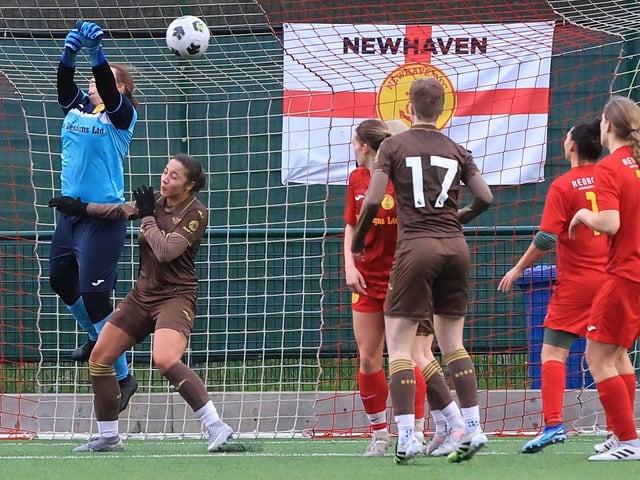 Newhaven Ladies v Brentford Women, London and SE Premier Division