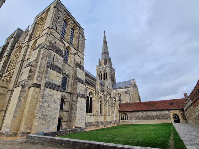 The passageways in the Cloisters were used by clergy, lay staff and worshippers, as well as giving access to Cathedral Close and Bishop’s Palace Gardens