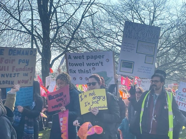 School strikes in Sussex: Hundreds of protesters arrive to take part in Sussex teacher protest - in 23 pictures
