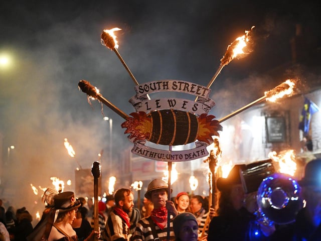 Hailsham Bonfire Procession 2026 (Photo by Jon Rigby)