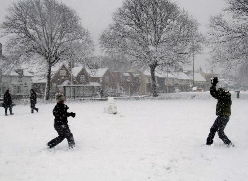 Snow in Worthing on April 6, 2008