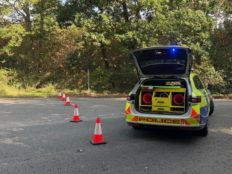 B2178 Old Broyle Road was shut in both directions, causing traffic congestion.