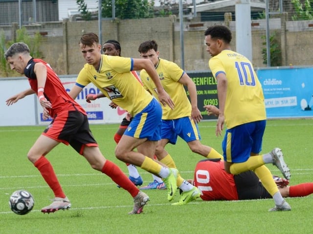 Lancing FC v Harefield United, FA Cup preliminary round