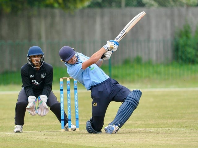 Worthing CC v Roffey twos, Sussex Cricket League Division 2