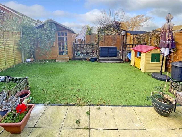 This extended family home in Littlehampton is in good condition throughout. It has just come on the market with Glyn Jones priced at £390,000.
