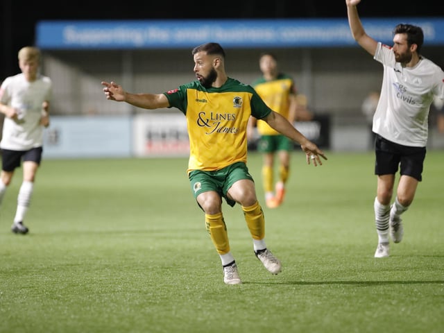 Horsham v Chichester City