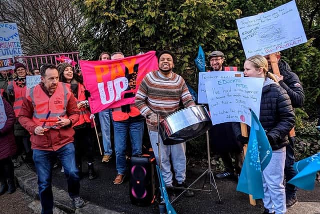 Teaching and support staff at Haywards Heath College went on strike on Wednesday, February 1.