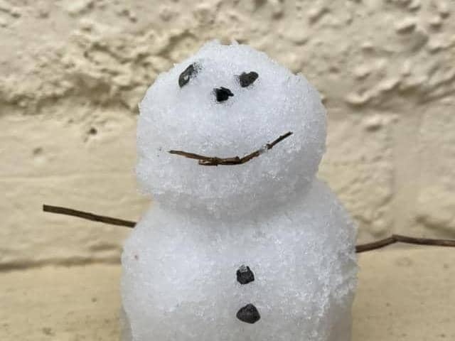 Jennie Eden gave this snowman picture via Facebook