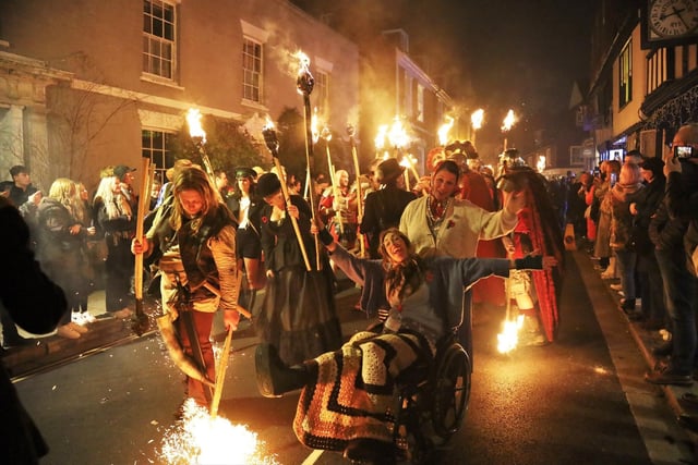 Rye Bonfire 2022. Photo by Andrew Clifton.