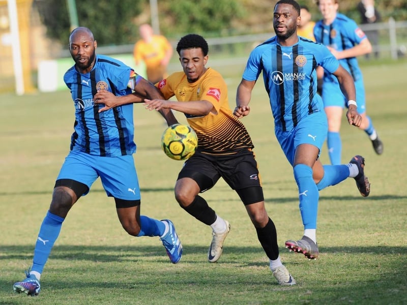 Littlehampton Town lost 4-0 to Sevenoaks Town at the Sportsfield. Photographer Stephen Goodger was there to catch the action.