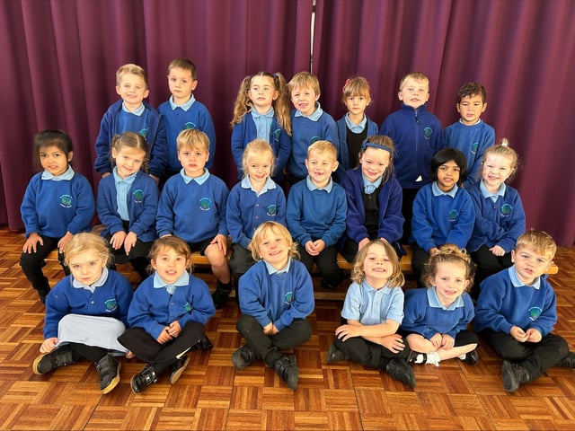 Buckingham Park Primary School, Shoreham, Robins Class, Miss Powell-Page and Miss Catriona