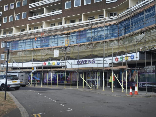 Owens, a family fun factory, will span three floors of the 77,000 square foot building previously occupied by Debenhams on Robertson Street.