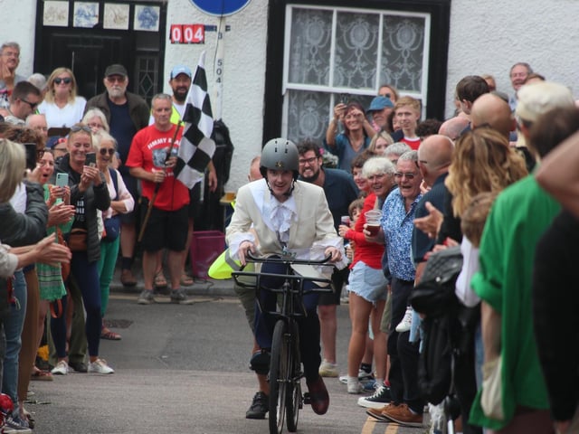 Hastings Old Town Carnival Week 2022: Bike Race. Photo by Roberts Photographic.