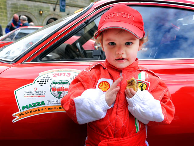 Amelia, 3 in front of Ferrari in Market Square