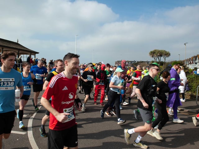 Hastings Half Marathon 2026 - pictures by Frank Copper