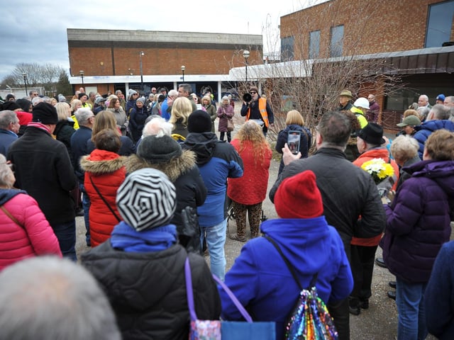 Ray Woods speaking to residents about the roadworks in Burgess Hill. Pic S RobardsSR2303061