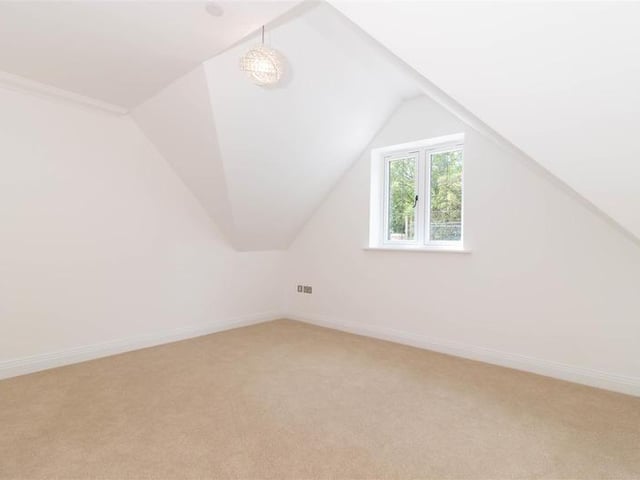 Offers in excess of £925,000 are invited for this new luxury property in Mill Lane, High Salvington. It has beautiful views over the South Downs, versatile and spacious accommodation.
