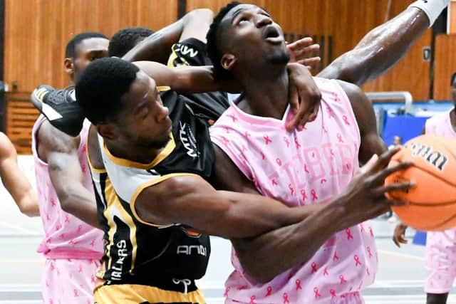 Worthing Thunder are on a fine run of form | Picture: Gary Robinson