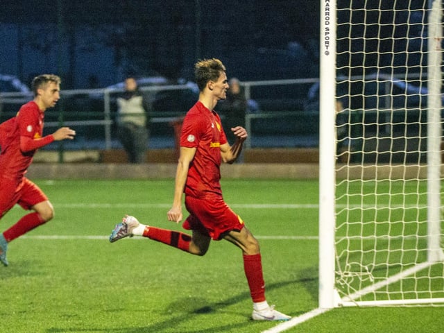 Newhaven went out of the FA Vase in the second round on Saturday, losing 4-1 to Deal Town. Photographer Paul Trunfull was there to catch the action.