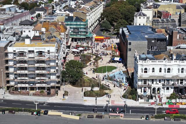 Residents and visitors gathered at Montague Gardens, on Saturday (September 5), to celebrate the completion of a regeneration project. Photo: Eddie Mitchell