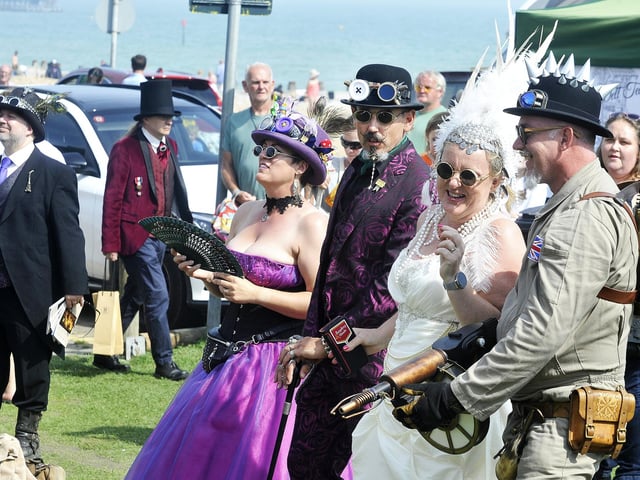 Steampunk Festival Eastbourne 23 (Photo by Jon Rigby)