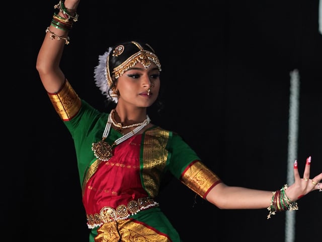 Tamil Learning Centre Crawley celebrated the Festival of Education and the achievements of an inspiring figure of Tamil heritage at Hazelwick School