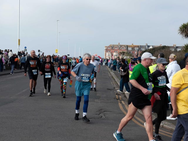 Hastings Half Marathon 2026 - pictures by Frank Copper