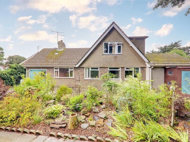 This versatile chalet bungalow with self-contained annexe has come on the market in Worthing with Bacon and Company priced at £625,000.