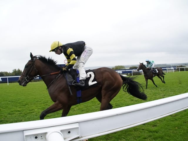 September midweek flat racing at Goodwood