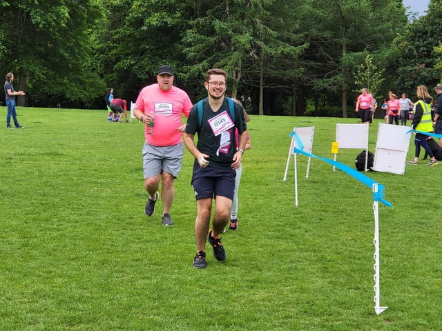Oakwood School at Horsham Race for Life 2022