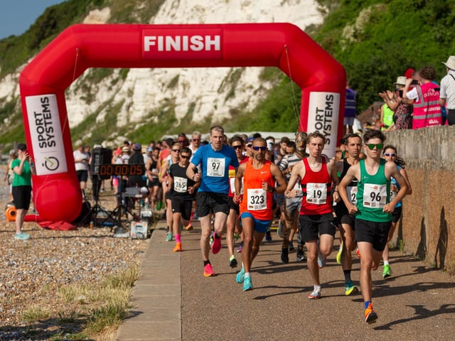 Images by Steven Farley from the 2023 Eastbourne 10k