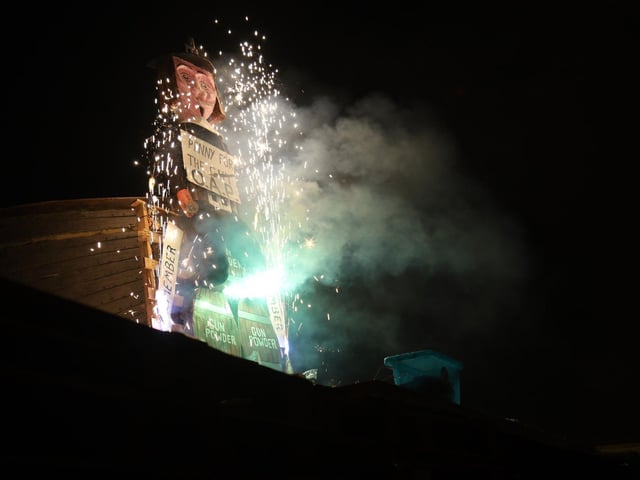 Rye Bonfire 2024. Photo by Andrew Clifton