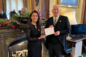 Nusrat Ghani MP delivers her Christmas card to Mr Speaker