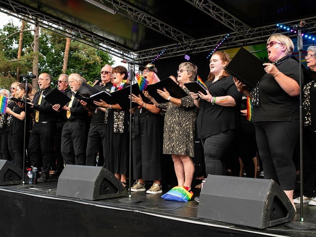 Crawley Pride 2022 - Picture by Geoff Nichols Photography | Instagram @geoffnphoto | Twitter @geoffnicphoto