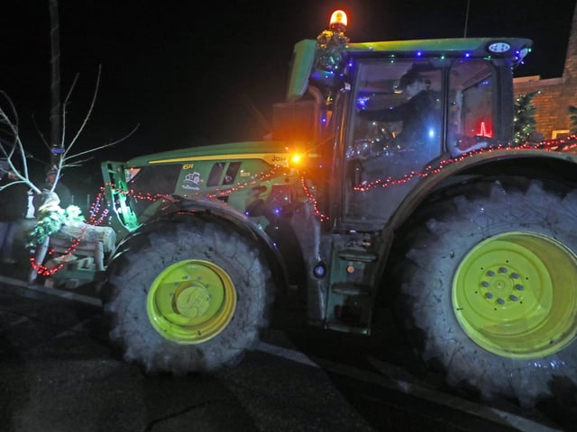 The Christmas Tractor Run 2024 leaving Hastings Old Town on December 21. Photo by Roberts Photographic.