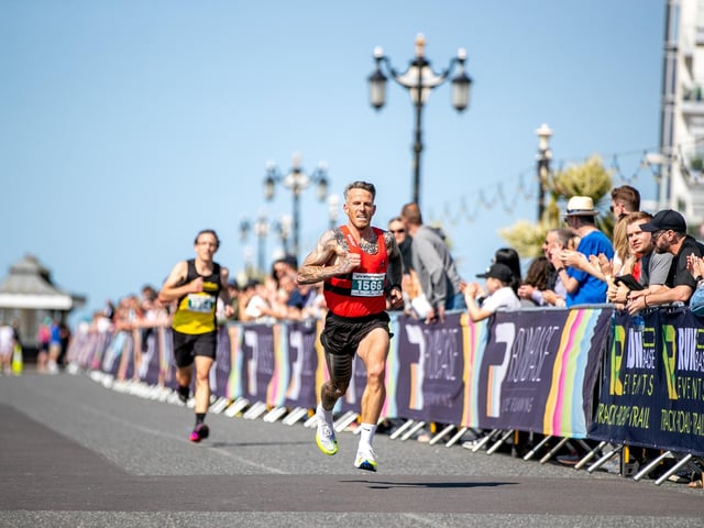 Images from a sun-baked Worthing 10k