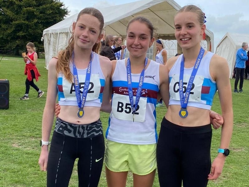 Freda Pearce, Raya Petrova & Daisy Connor - Gold for the Under 17 girls team