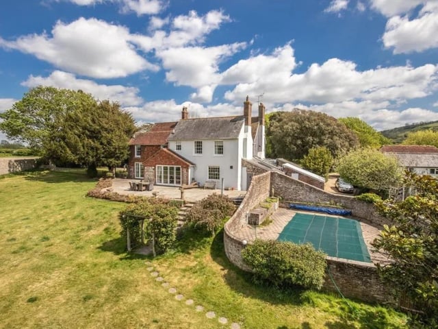 It is on the market for £2,700,000 with Rowland Gorringe. 
This property dates back in part to the 1670s and has been sympathetically renovated into a warm and welcoming seven bedroom family home. With the added benefits of a detached two bedroom annex, a heated outdoor swimming pool, and its close proximity to all the amenities Lewes  provides.