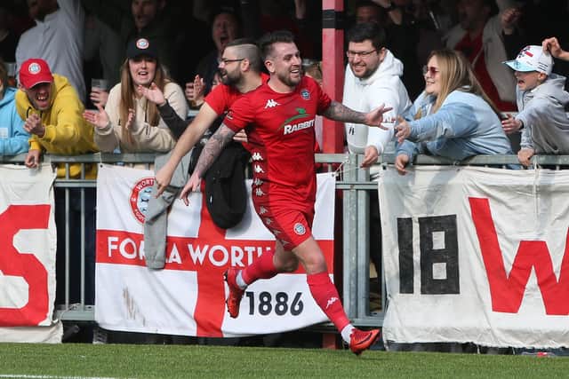 A goal for Worthing against Braintree | Picture: Mike Gunn